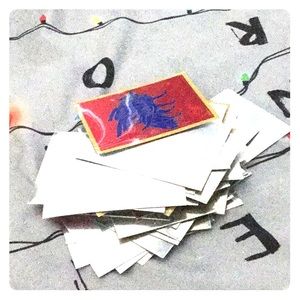 60 Pokémon card sleeves